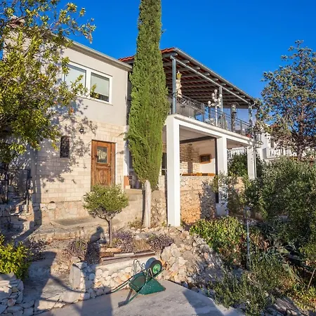By The Sea Vinisce, Trogir - 8659 Apartment *